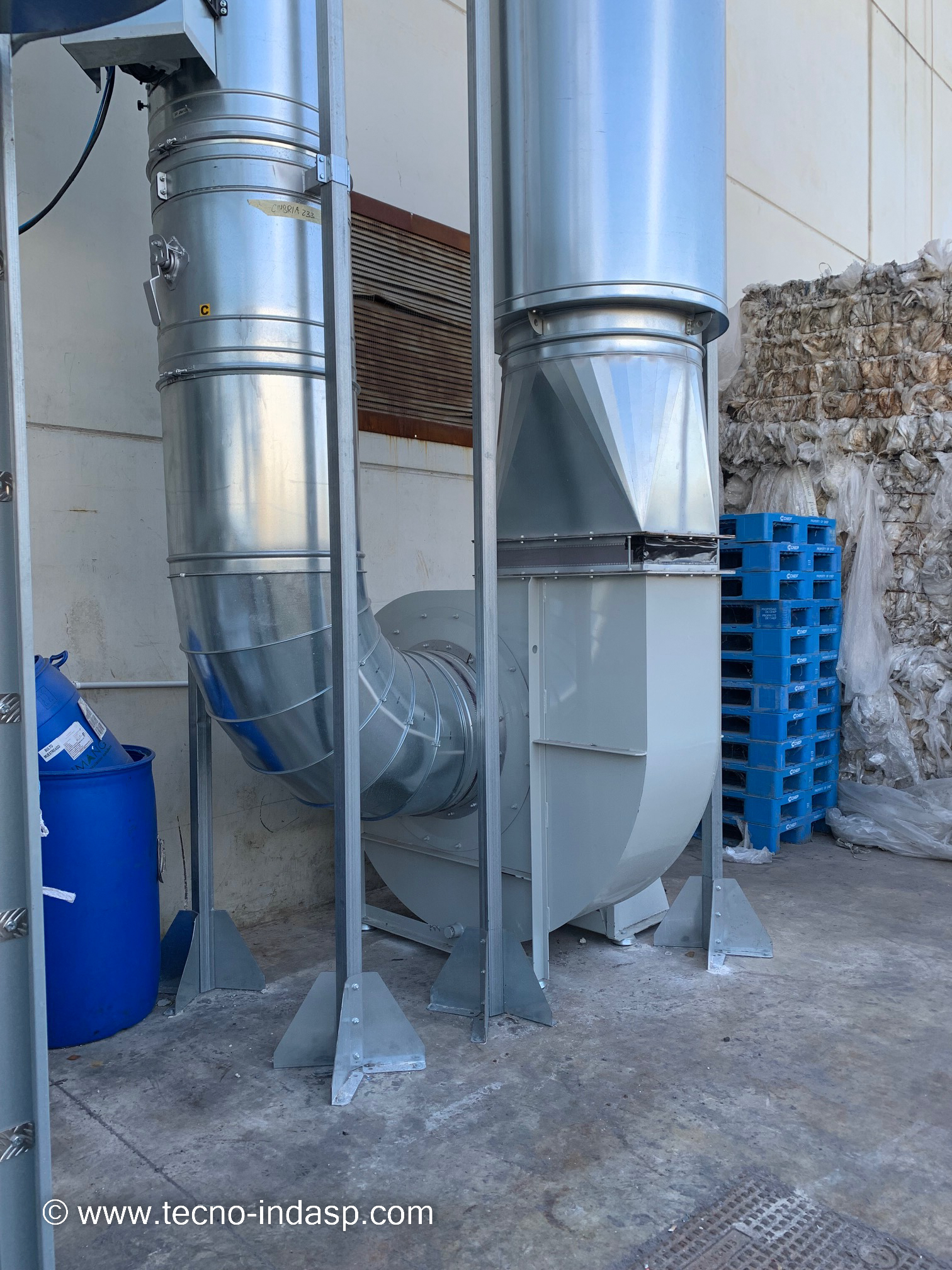 Instalación de aspiración y filtración de polvo para empresa Acteco (Ibi - Alicante)